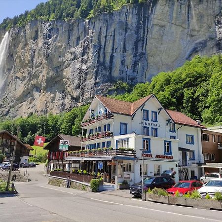 Hotel Restaurant Jungfrau Лаутербруннен Экстерьер фото